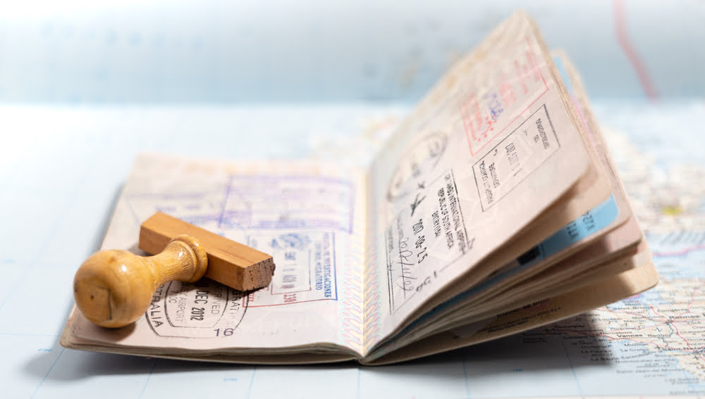 obtenir carte de sejour avec un visa touristique